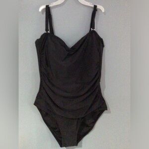 Woman’s DKNY black swimsuit xxl
